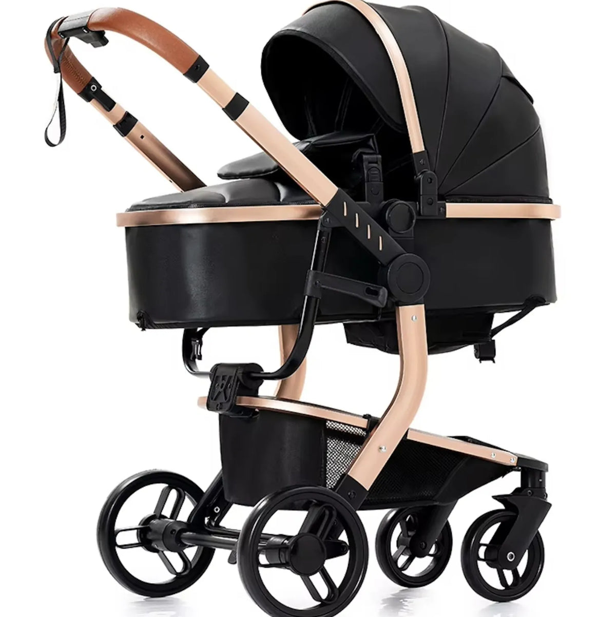 Poussette bébé 3 en 1 en situation sortie famille